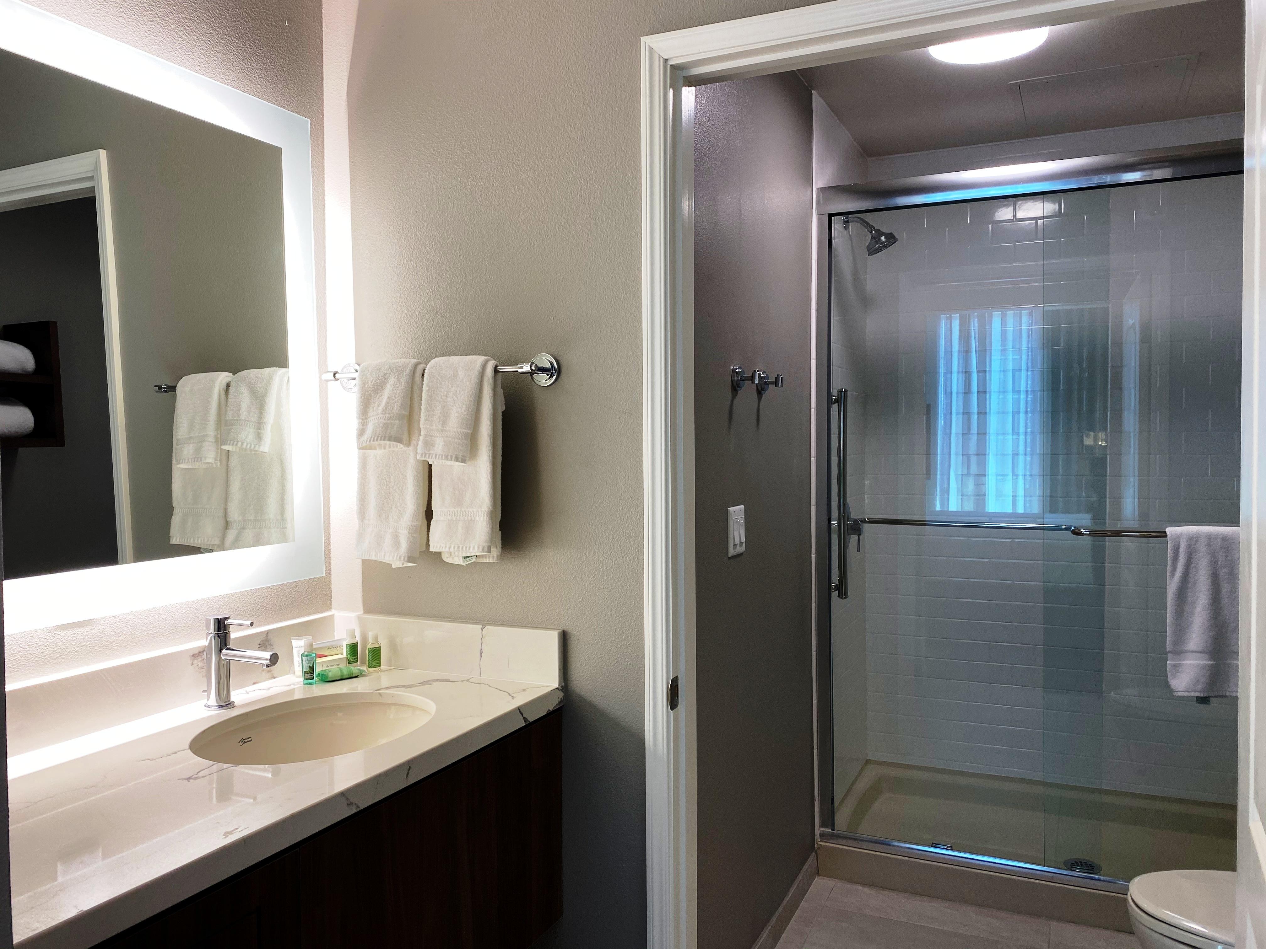 Staybridge Suites Лонг Бийч Екстериор снимка